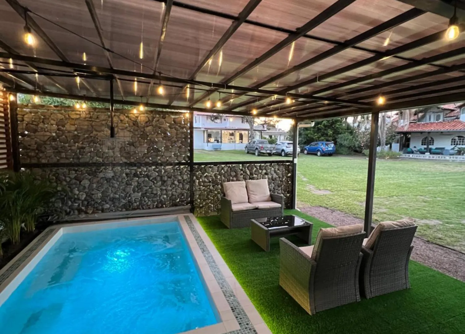 Springhills Quito Airport Hotel Tababela 2*,