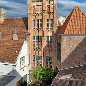 Bed & Breakfast De Zomere 