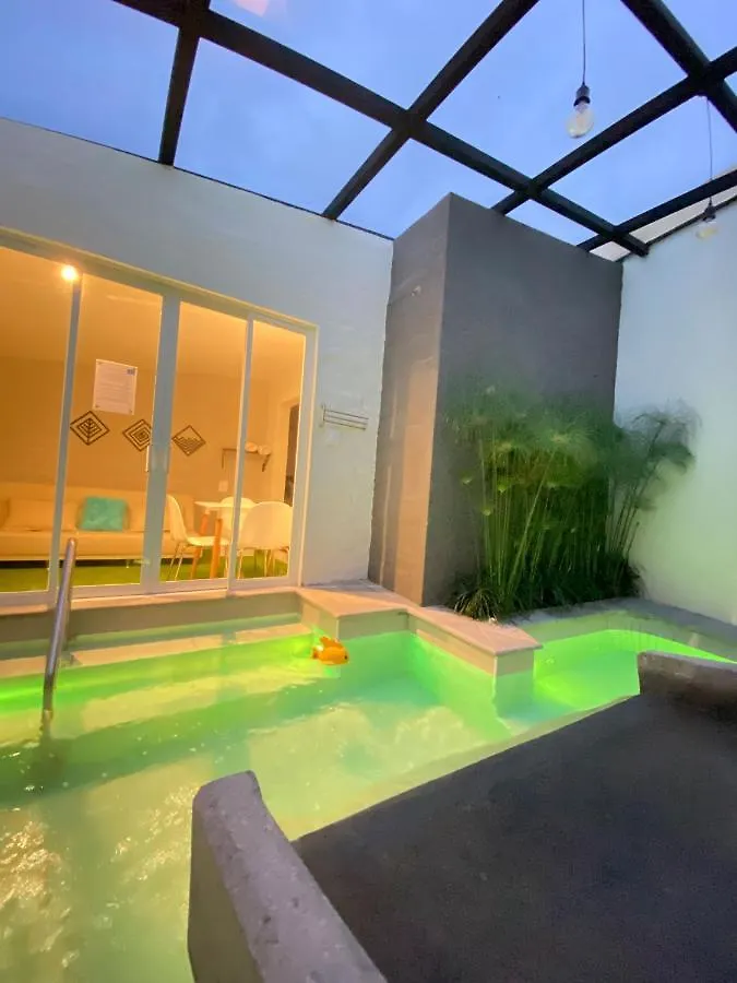 ** Inn Springhills Quito Airport Hotel Tababela Ecuador