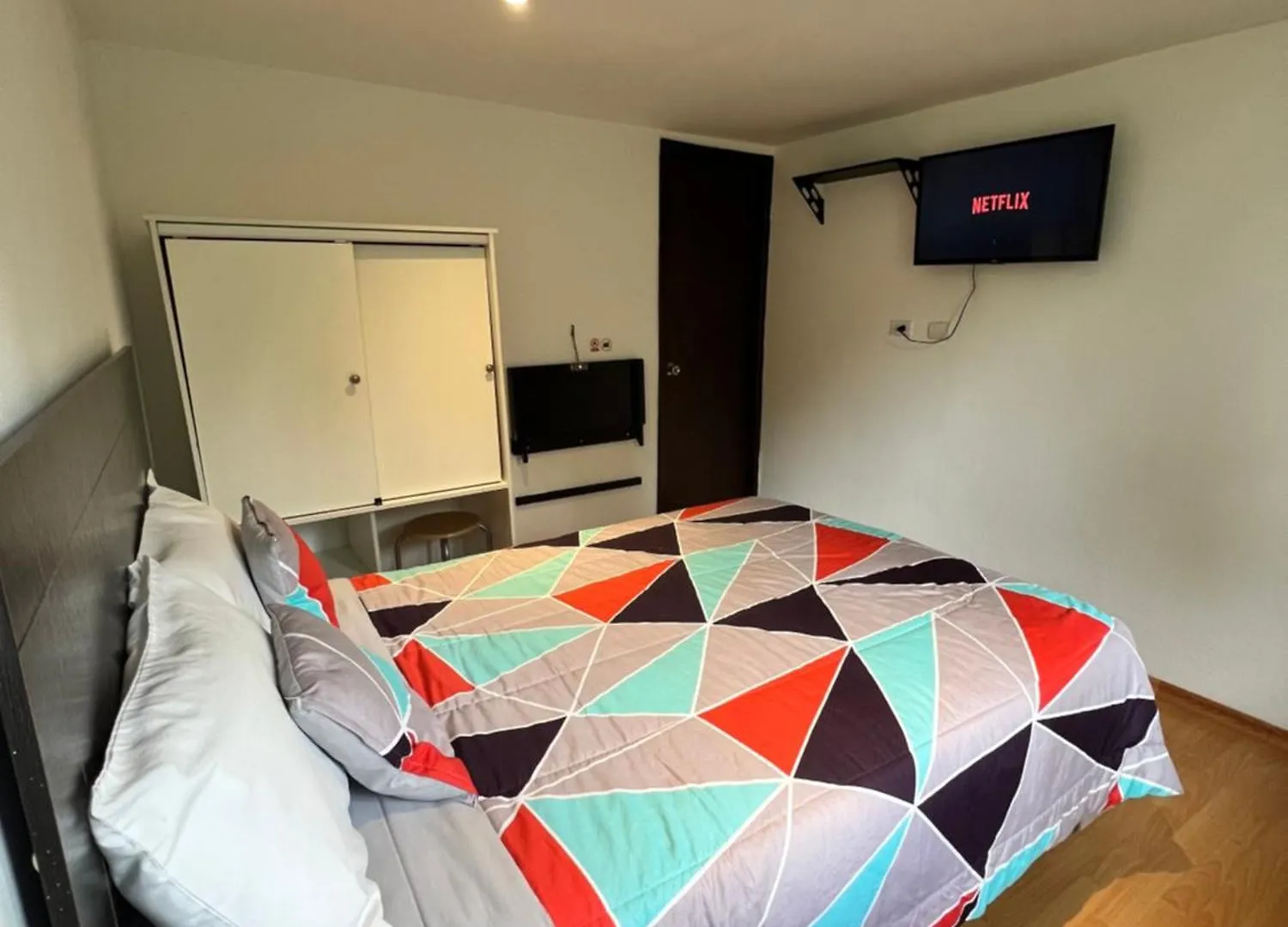 ** Inn Springhills Quito Airport Hotel Tababela Ecuador