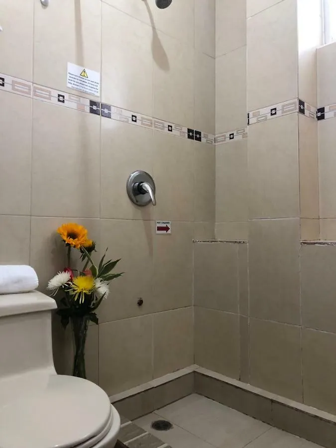 Springhills Quito Airport Hotel Tababela 2*,  Ecuador